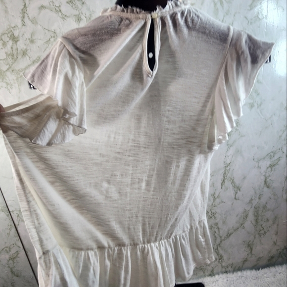 LUCKY BRAND Adorable Embroidered Flowy Top - Picture 8 of 10